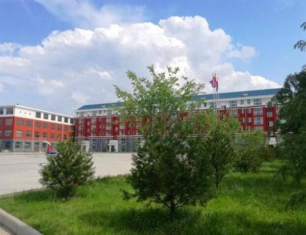 齊光科技文化專業學校有口腔醫學專業嗎？