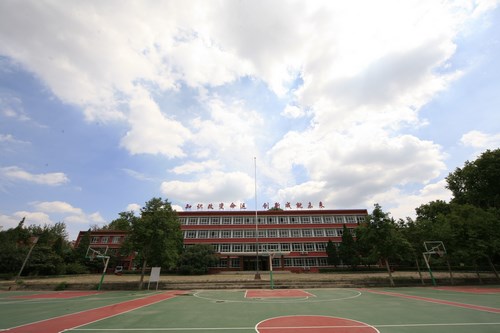 中國洛陽一拖技師學院有哪些熱門專業？
